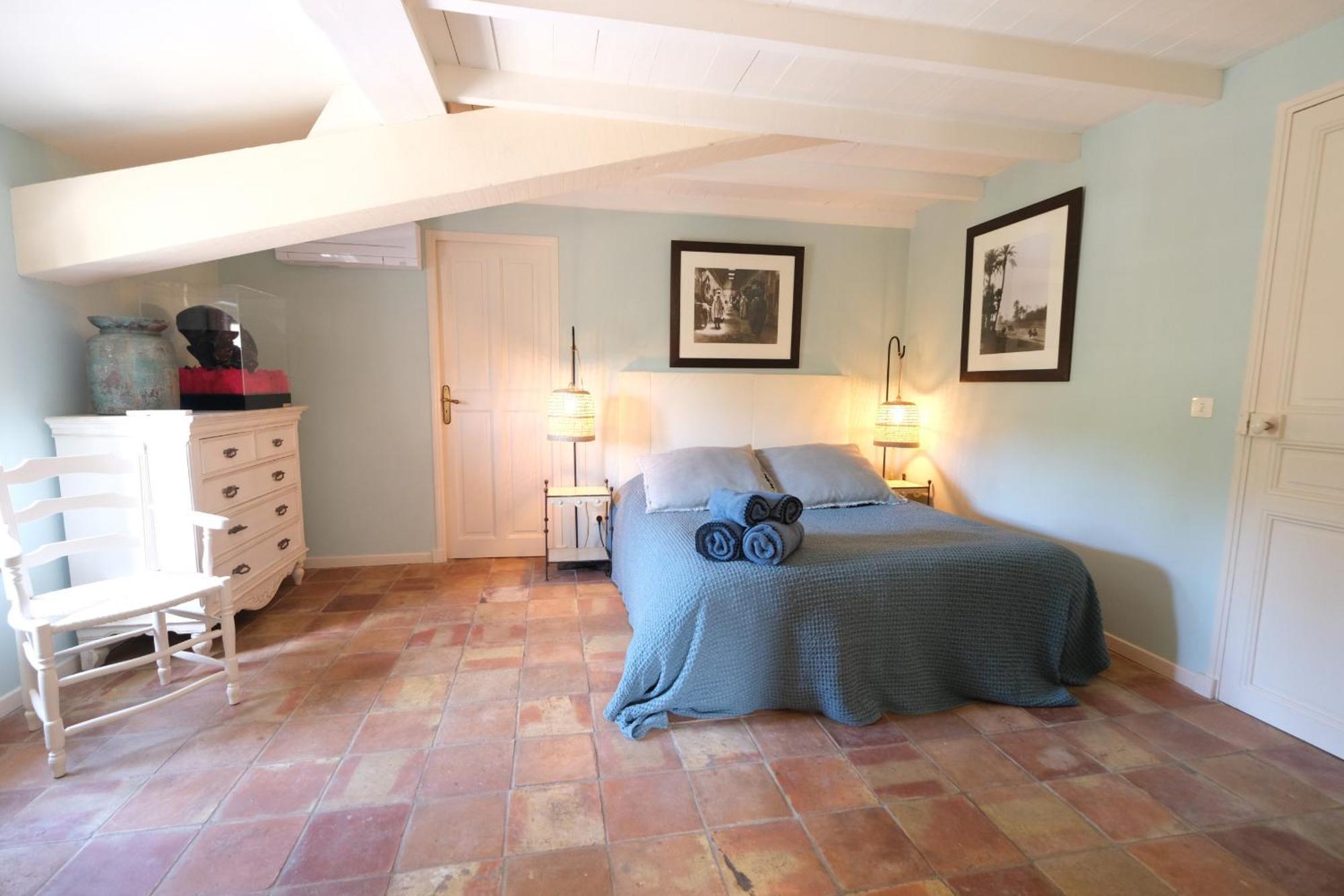 Typical Provencal Farm House Close To L'Isle Sur La Sorgue - 12 Persons Cavaillon Zewnętrze zdjęcie