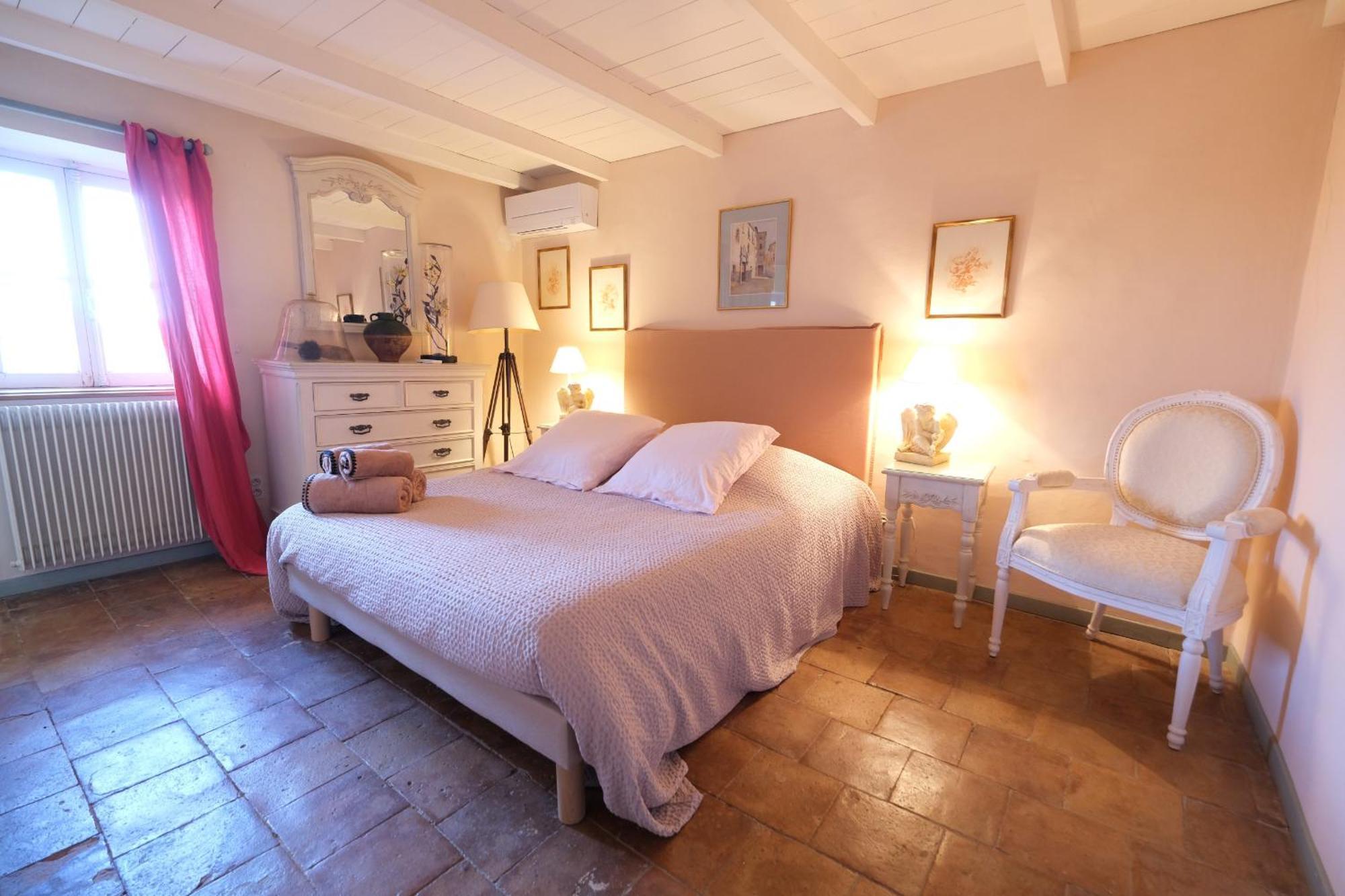 Typical Provencal Farm House Close To L'Isle Sur La Sorgue - 12 Persons Cavaillon Zewnętrze zdjęcie