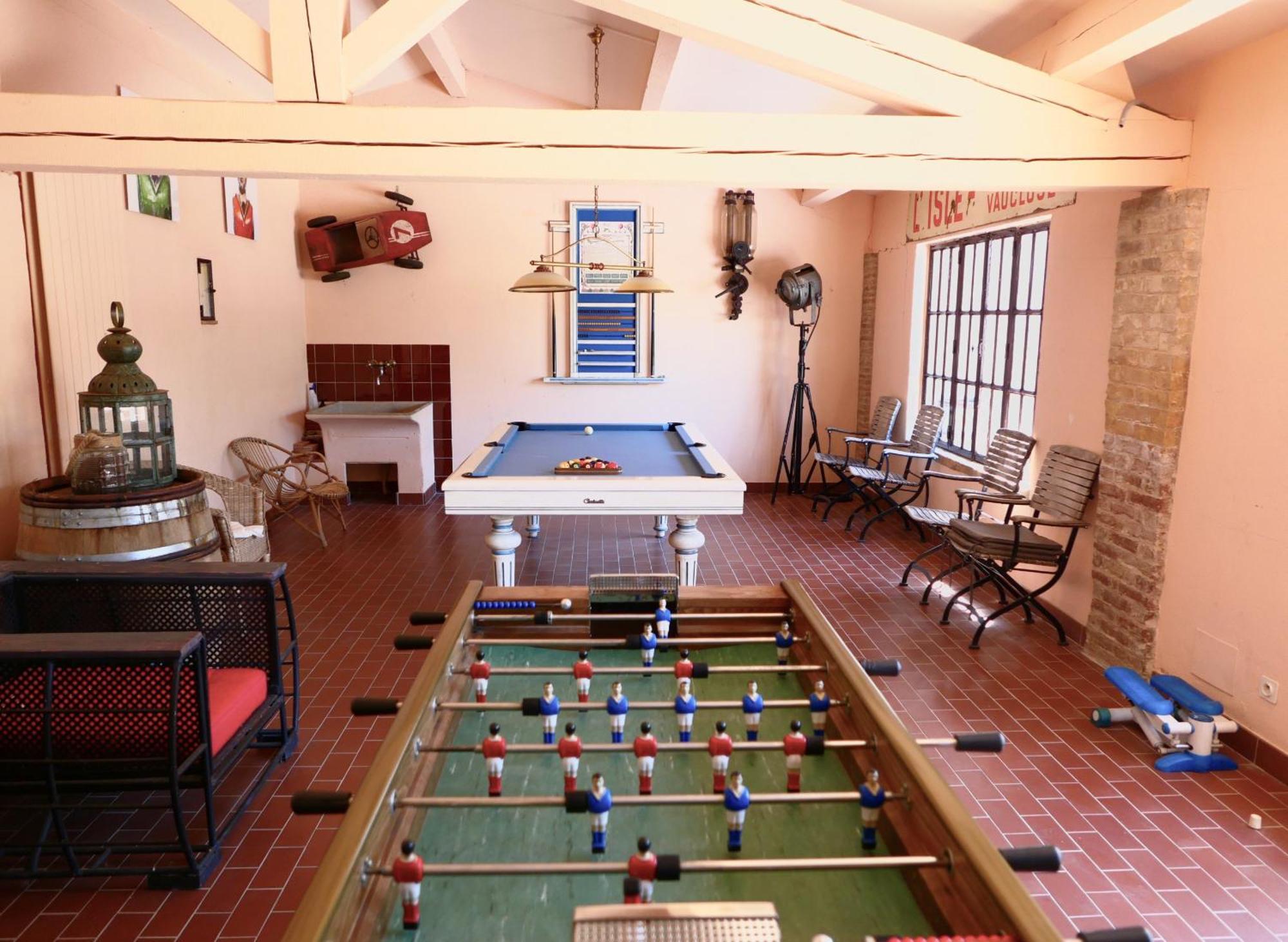 Typical Provencal Farm House Close To L'Isle Sur La Sorgue - 12 Persons Cavaillon Zewnętrze zdjęcie