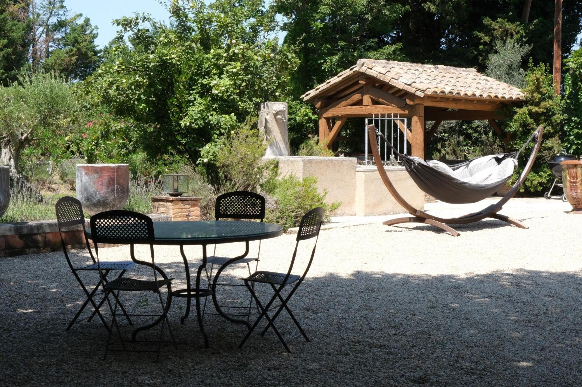 Typical Provencal Farm House Close To L'Isle Sur La Sorgue - 12 Persons Cavaillon Zewnętrze zdjęcie